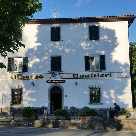 Albergo Ristorante Gualtieri Барберино-ди- Муджелло Экстерьер фото