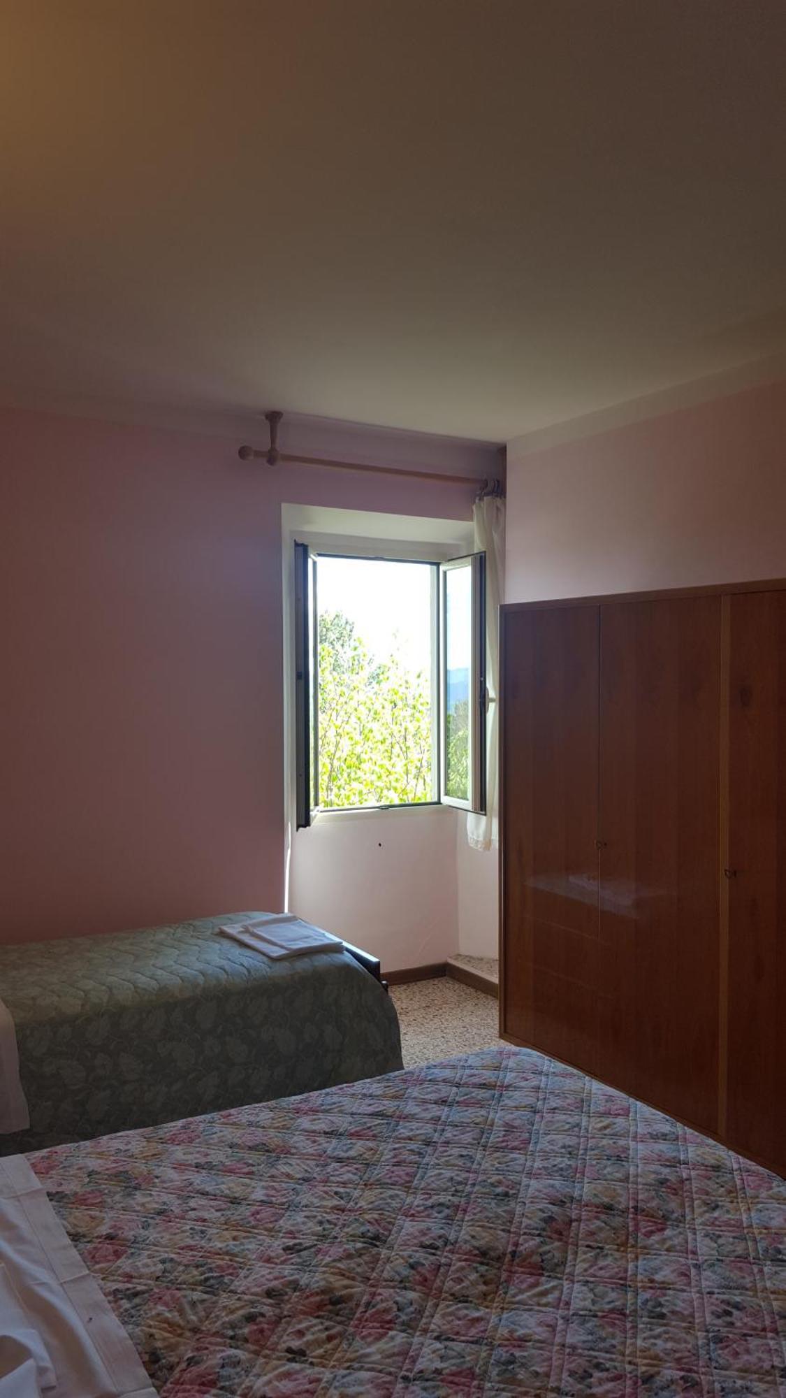 Albergo Ristorante Gualtieri Барберино-ди- Муджелло Номер фото